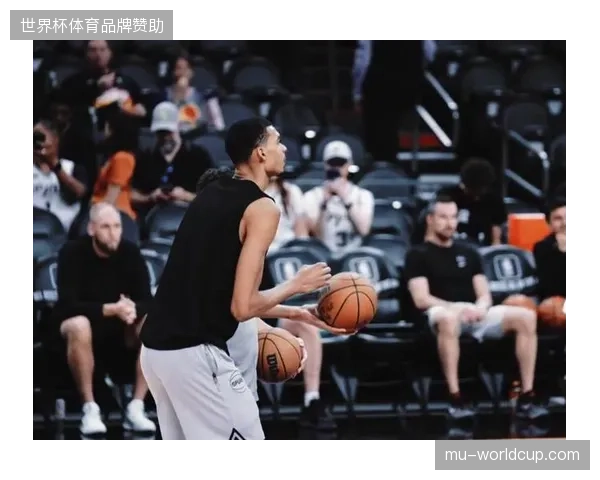 文班亚马在客场打出历史级数据，第二个加时赛独得9分帮助马刺抢下西部决赛主场优势